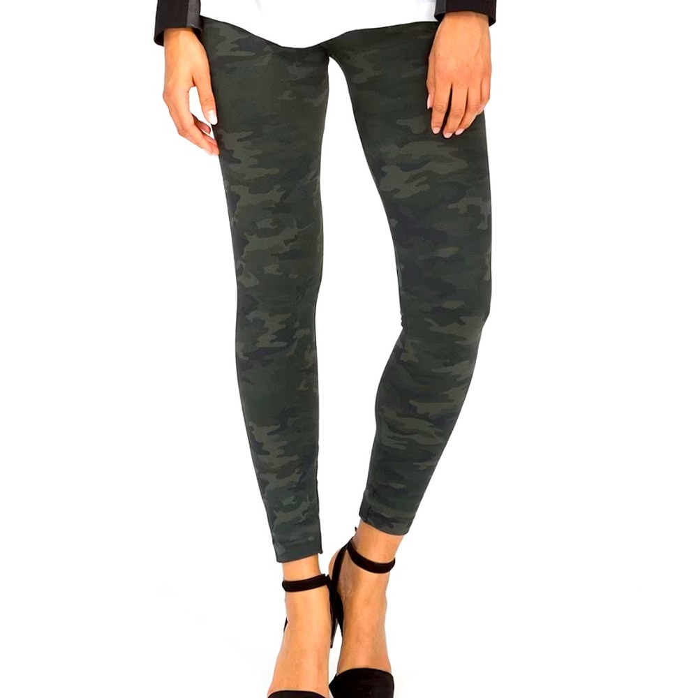 SPANX Seamless Camo Legging